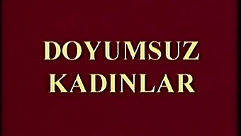 Turkish Couple'S Passionate Kiss Leads To Steamy Sex Session